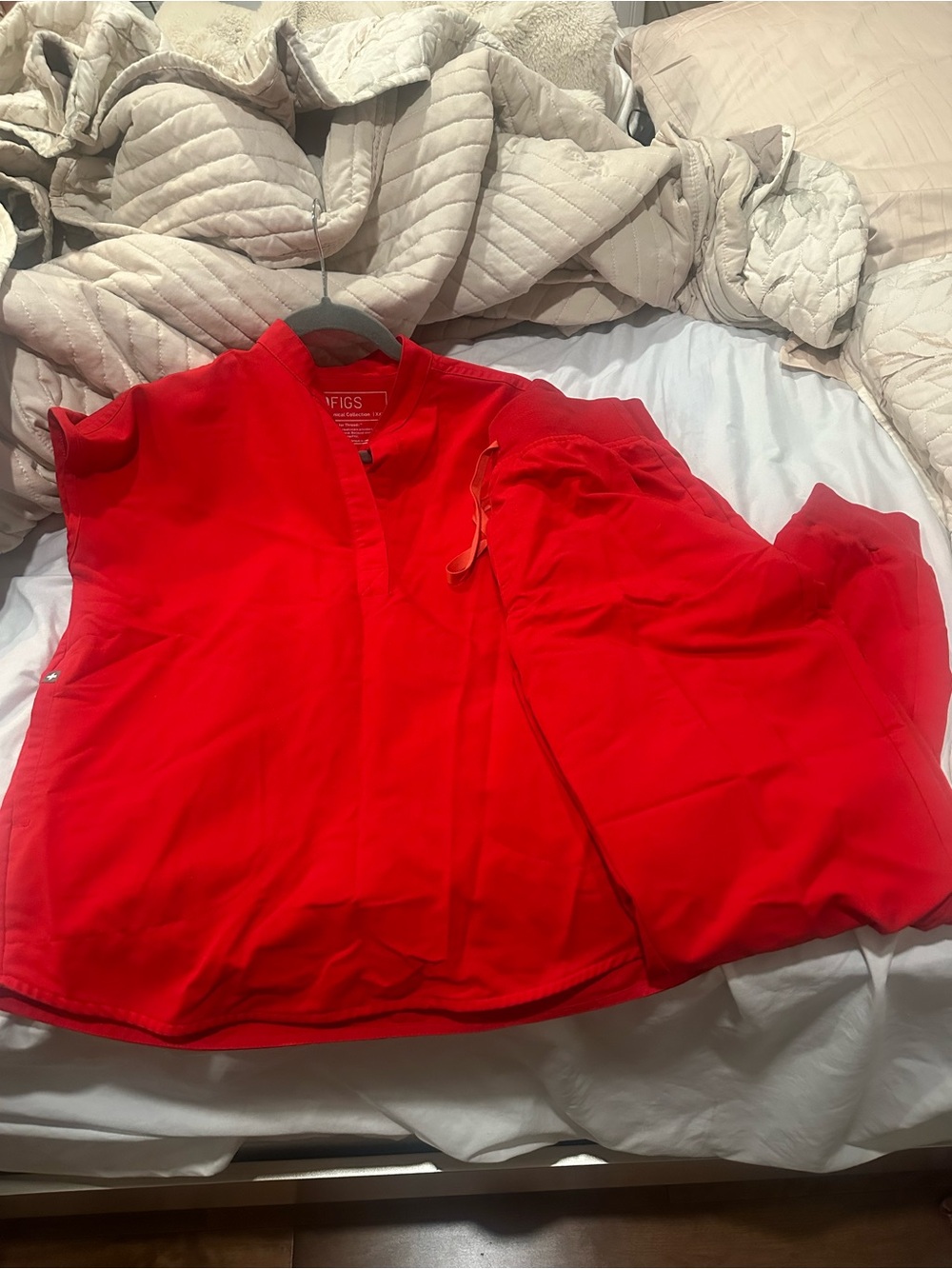 Figs Women's Bright Red Scrub Set